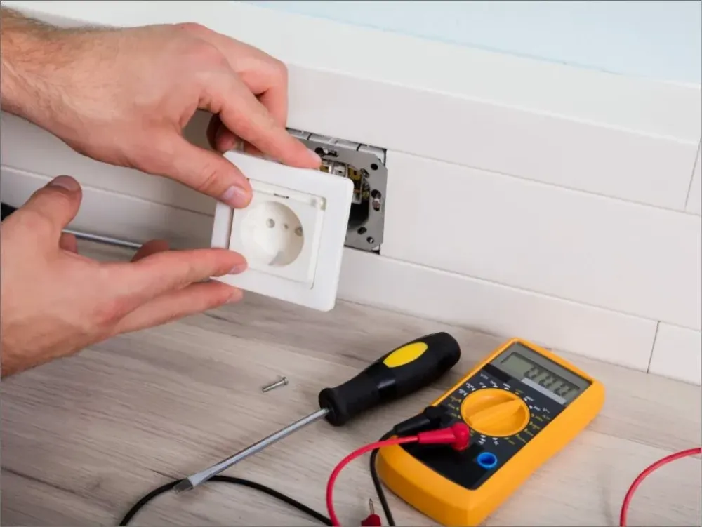 Électricien près de Gouarec